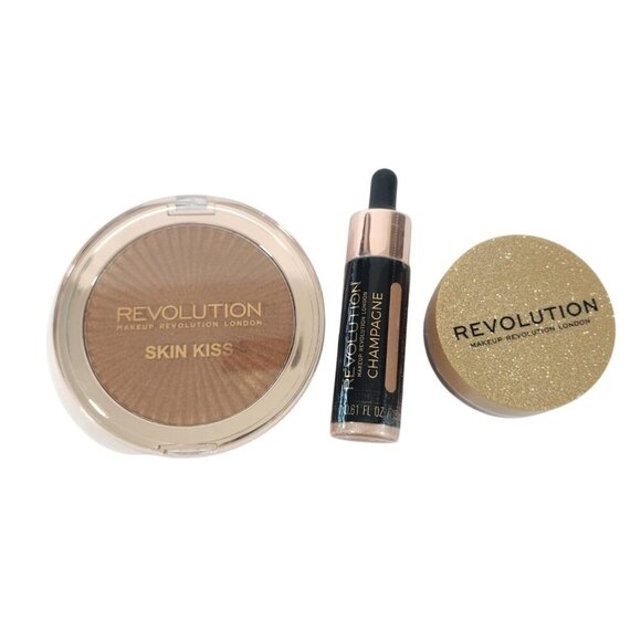 Makeup Revolution Skin Kiss Highlighter Champagne Liquid and Powder Set. - Picture 2 of 7